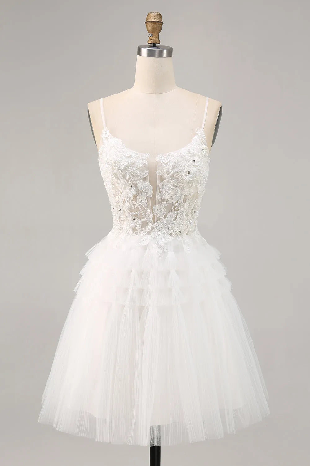 White Tulle A Line Short Homecoming Dress with Appliques