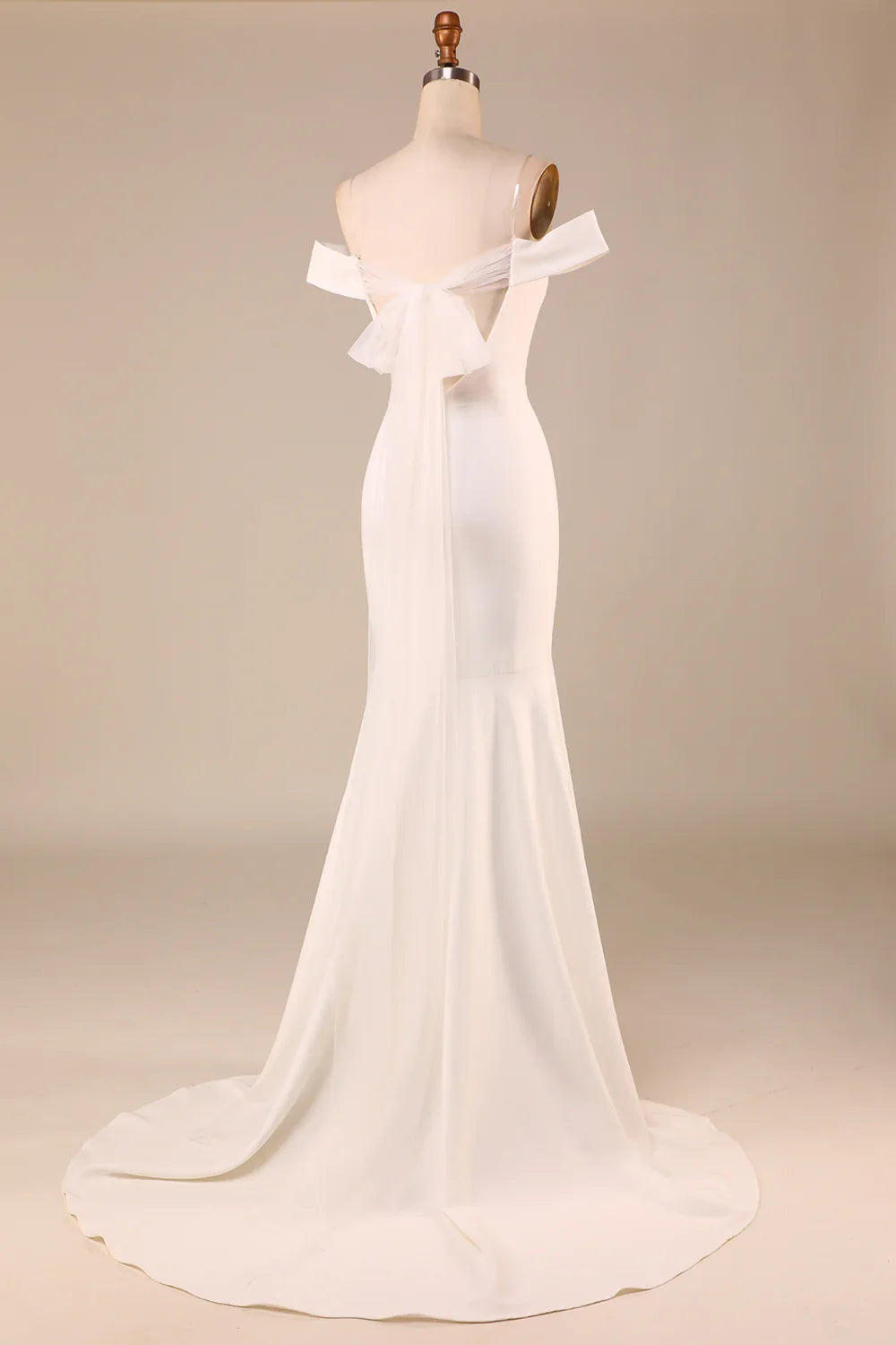 DingJiDress Simple Ivory Mermaid Lace-Up Back Long Wedding Dress