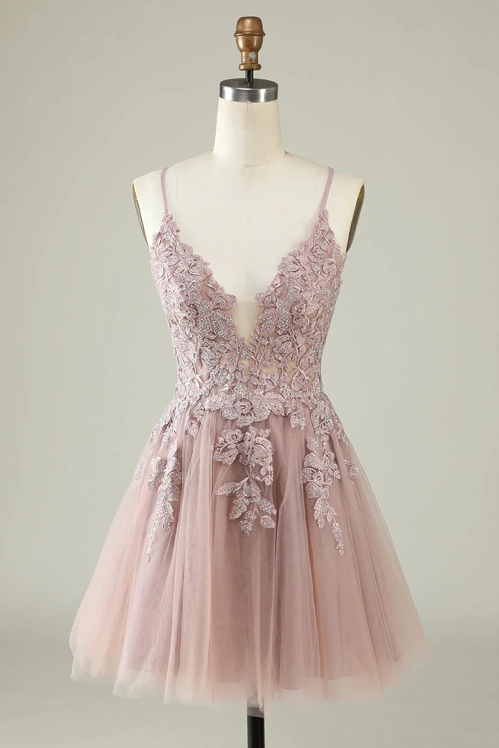 DingJiDress A Line Spaghetti Straps Light Purple Short Homecoming Dress with Appliques