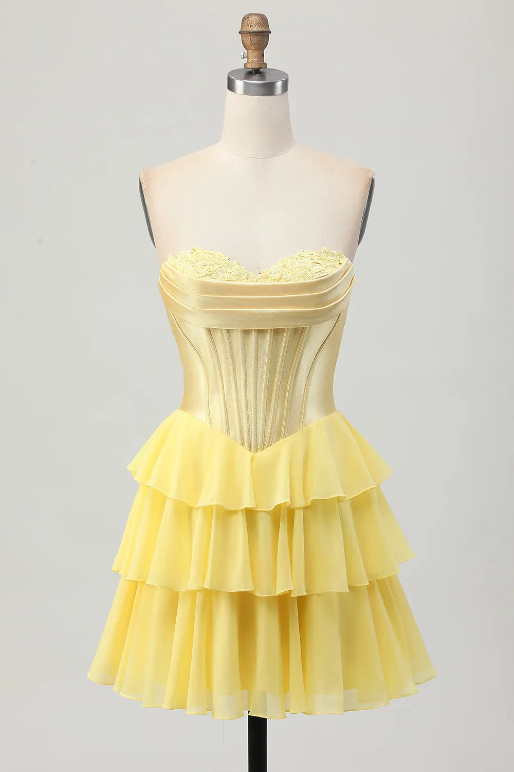 Yellow Ruched Sweetheart Corset Short Homecoming Dress with Appliques