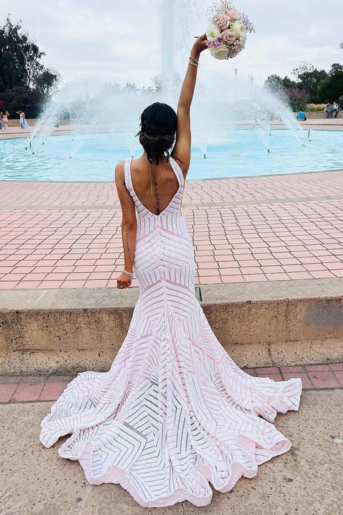 DingJiDress Light Pink Evening Dress Sequins V Neck Mermaid Long Prom Dresses