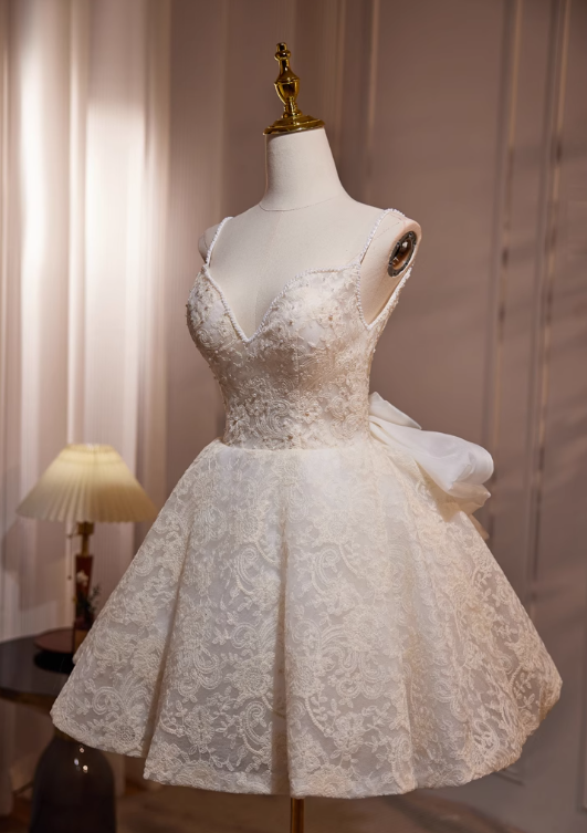 Off-white A-line v-neck mesh lace beaded short prom dress Off-white birthday dress