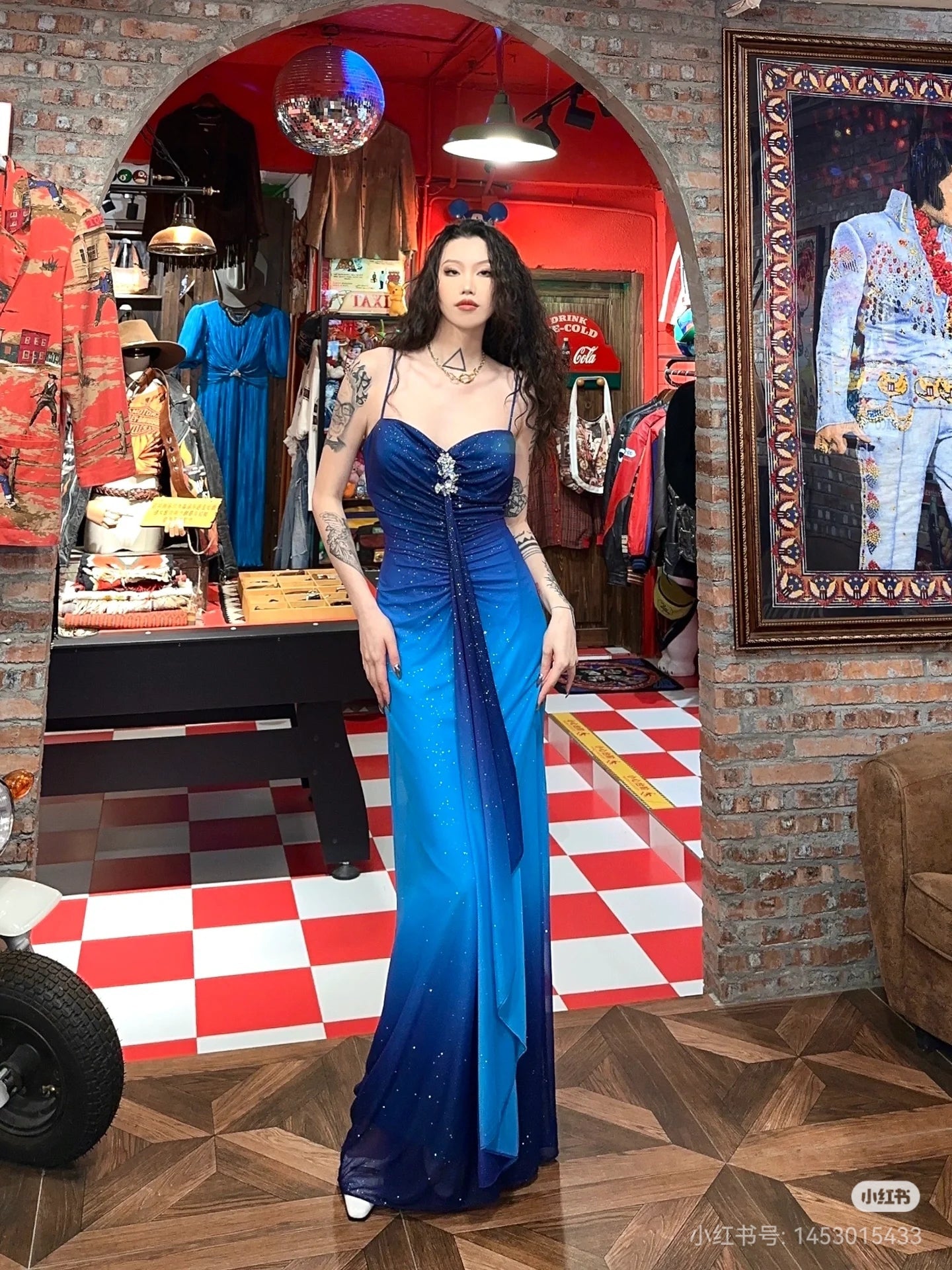 Glitter Chiffon Gradient Blue Prom Dress for Party Elegan Spaghetti Strap Evening Gown