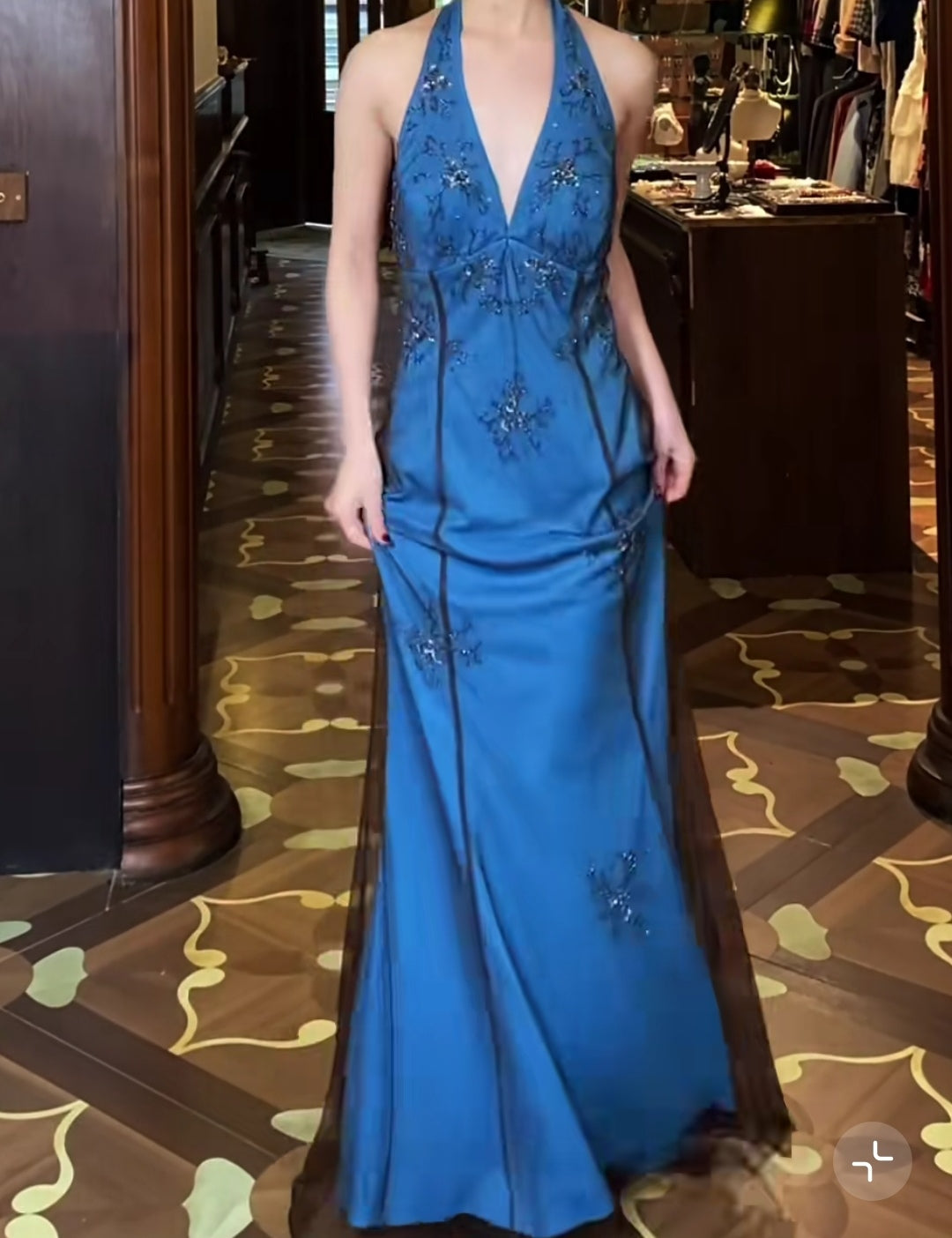 Retro V-neck Blue Beaded Satin Sheath Elegant Backless Chiffon Spaghetti Strap Long Evening Gown
