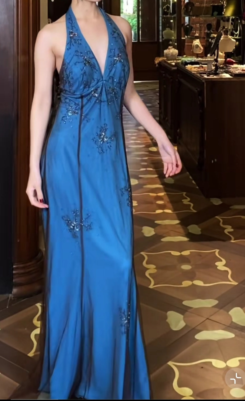 Retro V-neck Blue Beaded Satin Sheath Elegant Backless Chiffon Spaghetti Strap Long Evening Gown