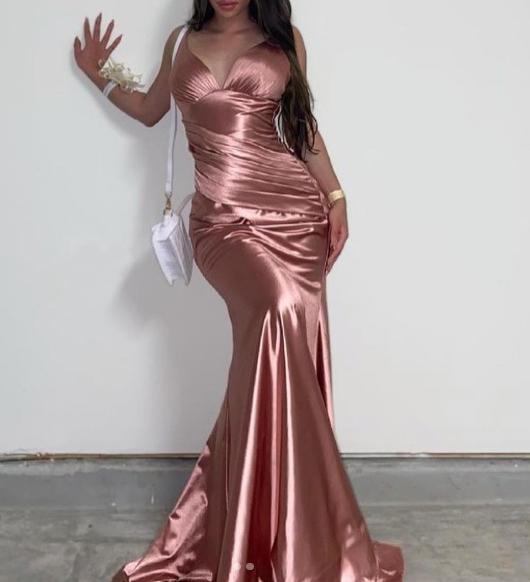 Shiny Satin V-Neck Backless Mermaid Evening Dress Stunning Party Dresses