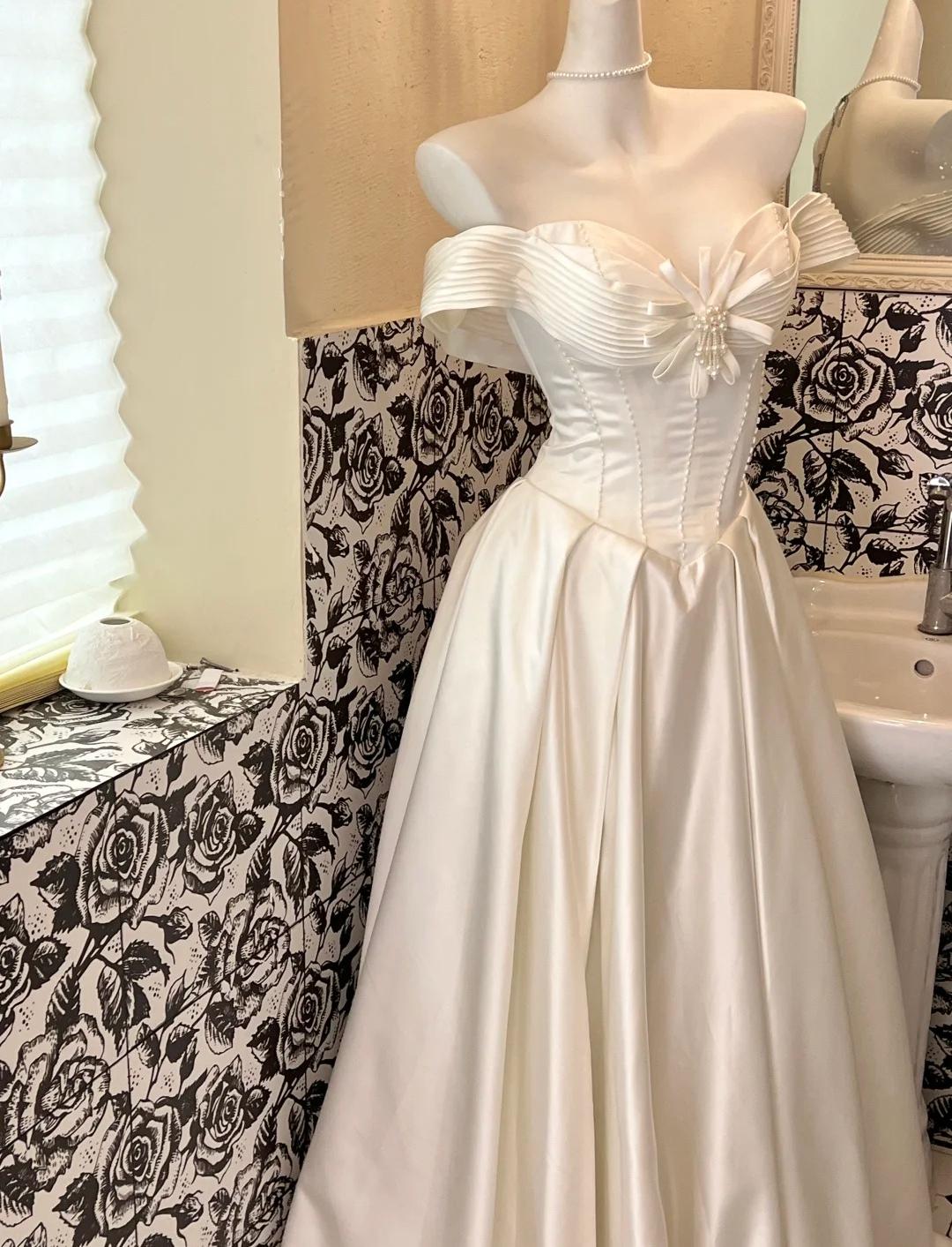 Pearl White Off Shoulder A-Line Satin Vintage Wedding Dress Sweet Long Prom Dresses