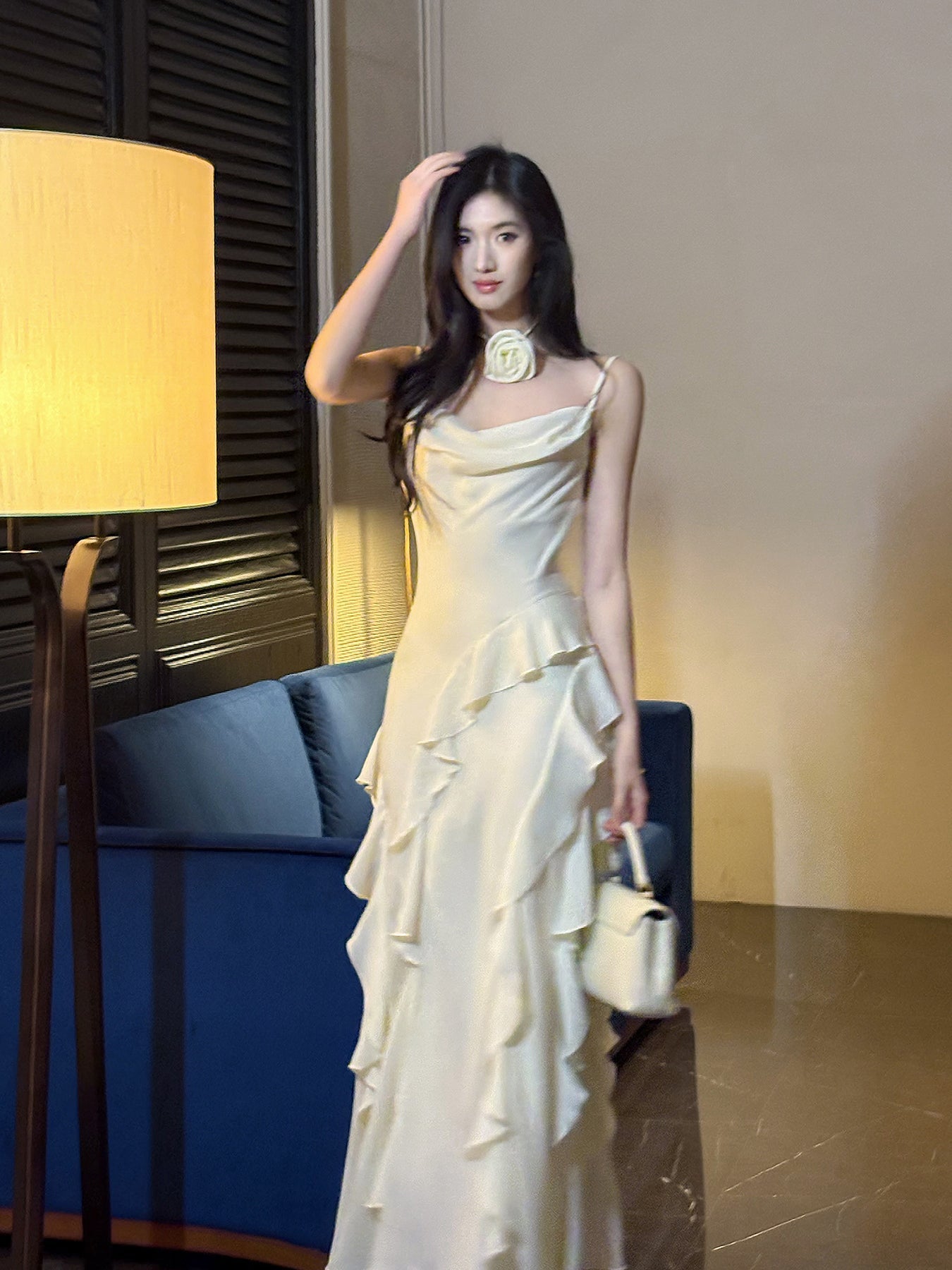 Sweet Birthday Evening Gowns Off-White Spaghetti Straps Chiffon Ruffles A-Line Prom Dresses