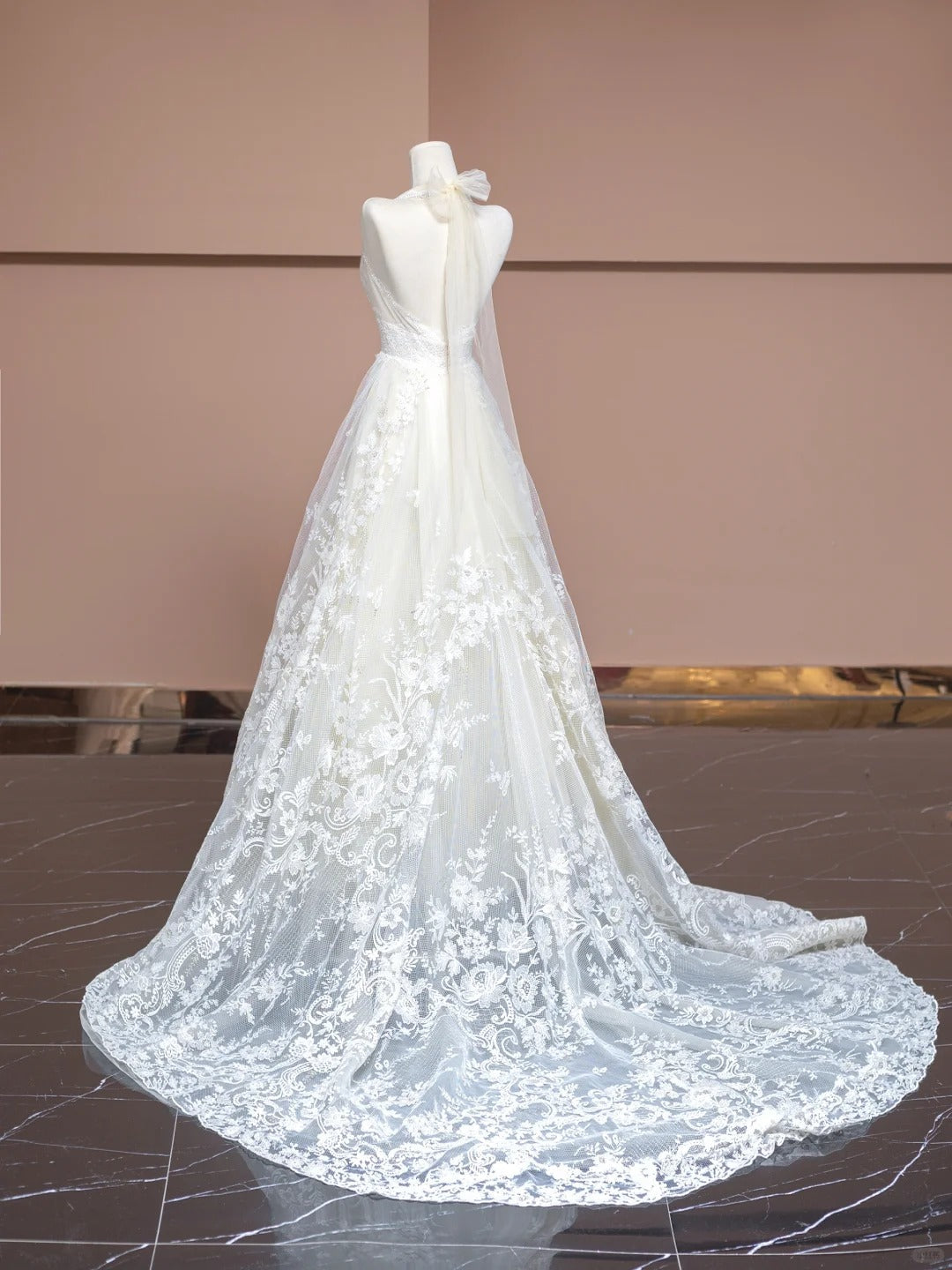 Elegant White V-neck Lace Applique A-Line Wedding Dress with Train