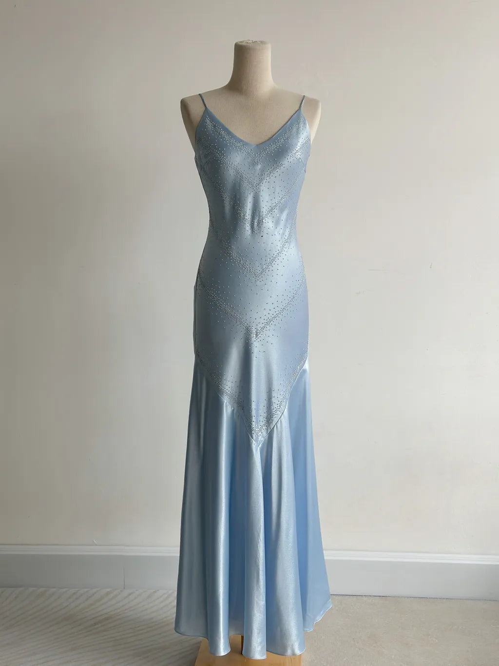 Simple Grey Blue Spaghetti Straps Mermaid Satin Beading Party Dress