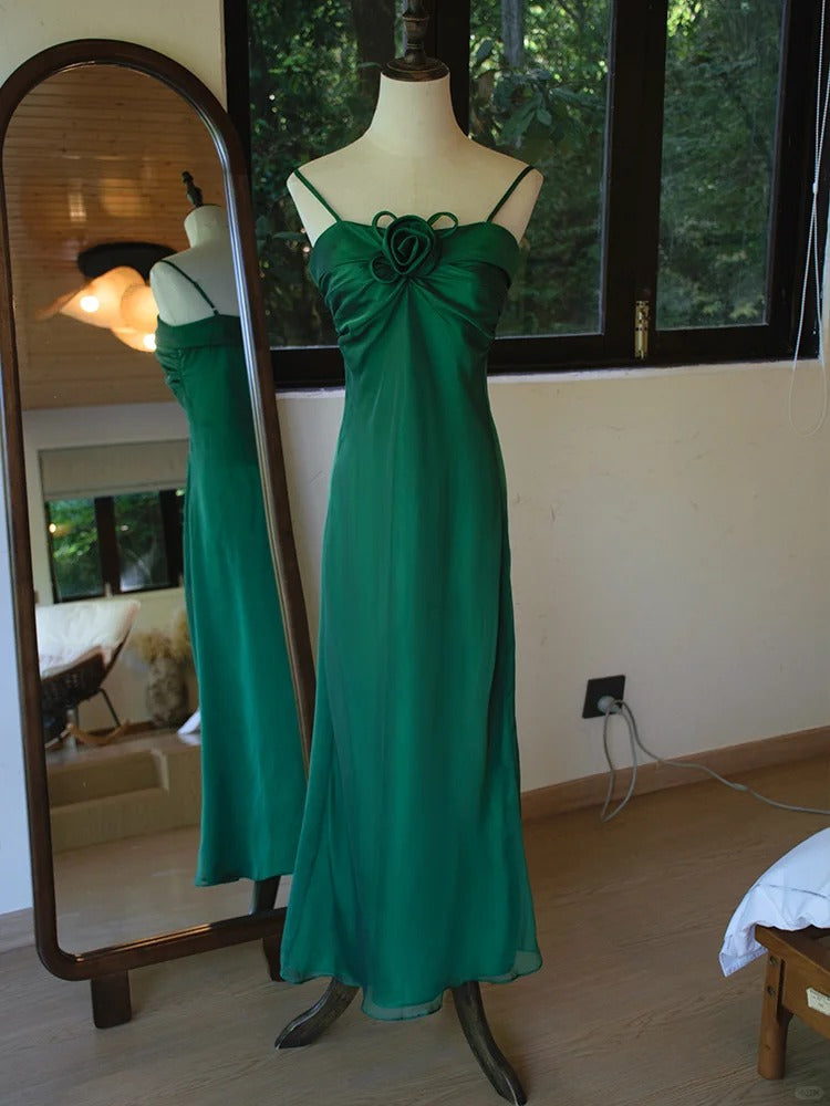 Stunning Green Spaghetti Strap Sheath Chiffon Prom Dress Elegant Evening Gowns