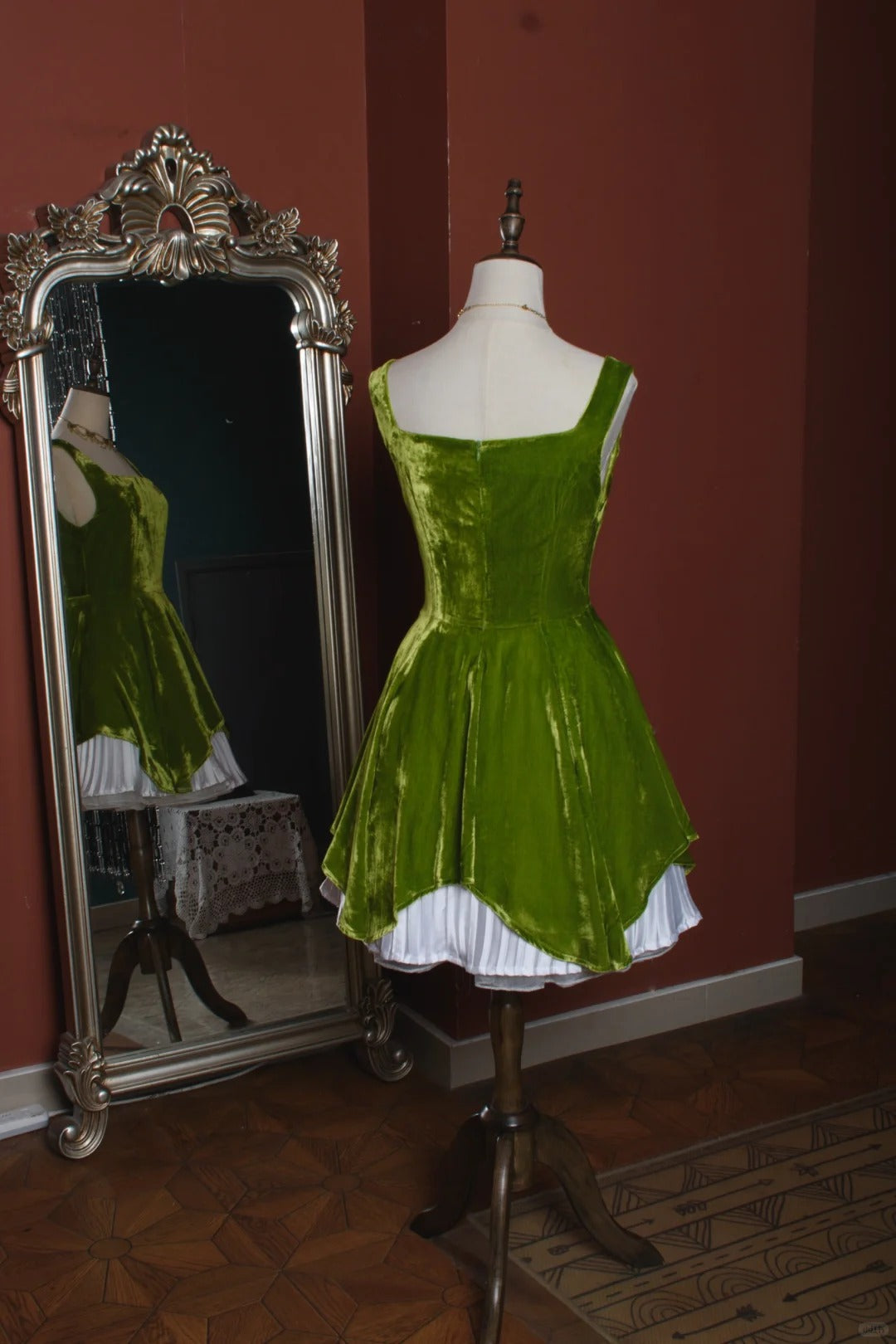 Sweet Green Square Neck A-Line Velvet Short Prom Dresses Homecoming Dress