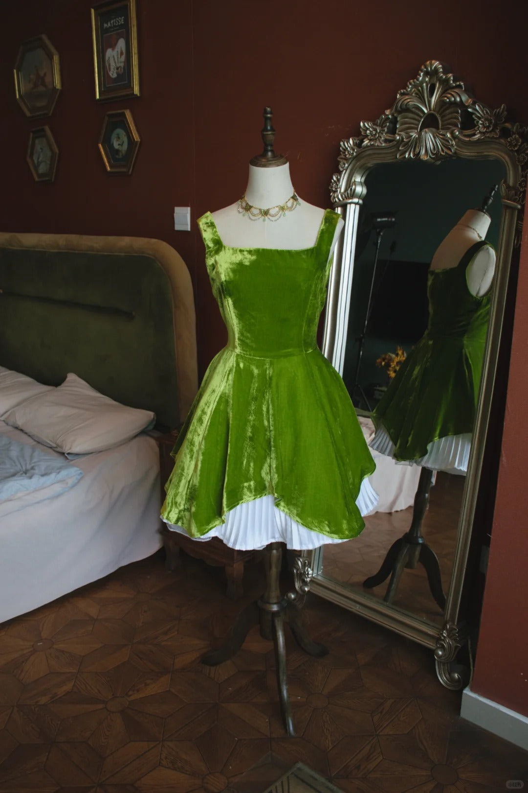 Sweet Green Square Neck A-Line Velvet Short Prom Dresses Homecoming Dress