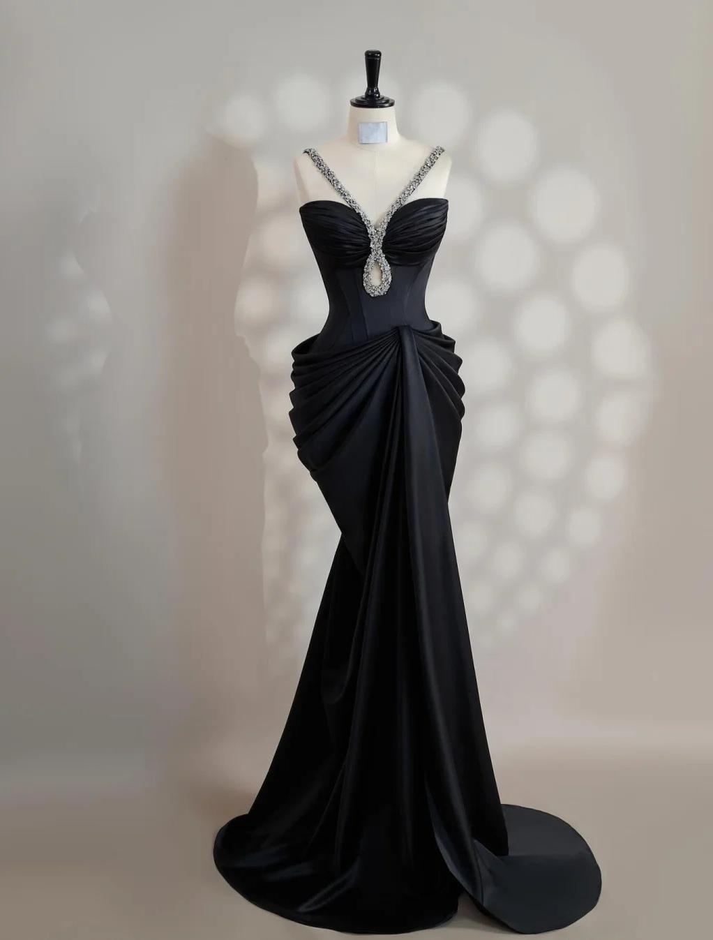 Elegant Black V-neck Mermaid Satin Long Prom Dresses Formal Evening Gowns
