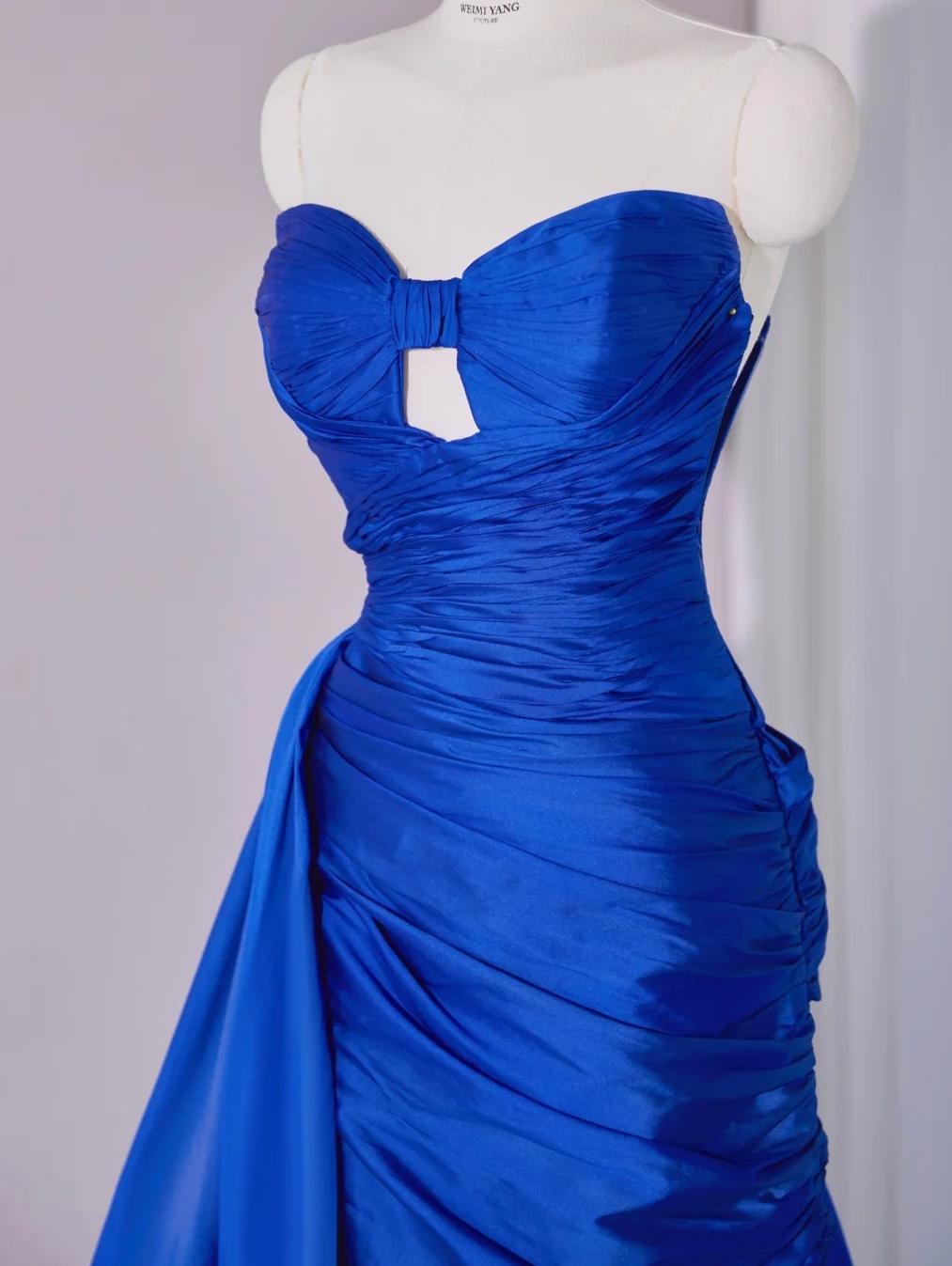 Stunning Royal Blue Sweetheart Neck Sheath Satin Long Prom Dresses Formal Evening Gowns with Slits