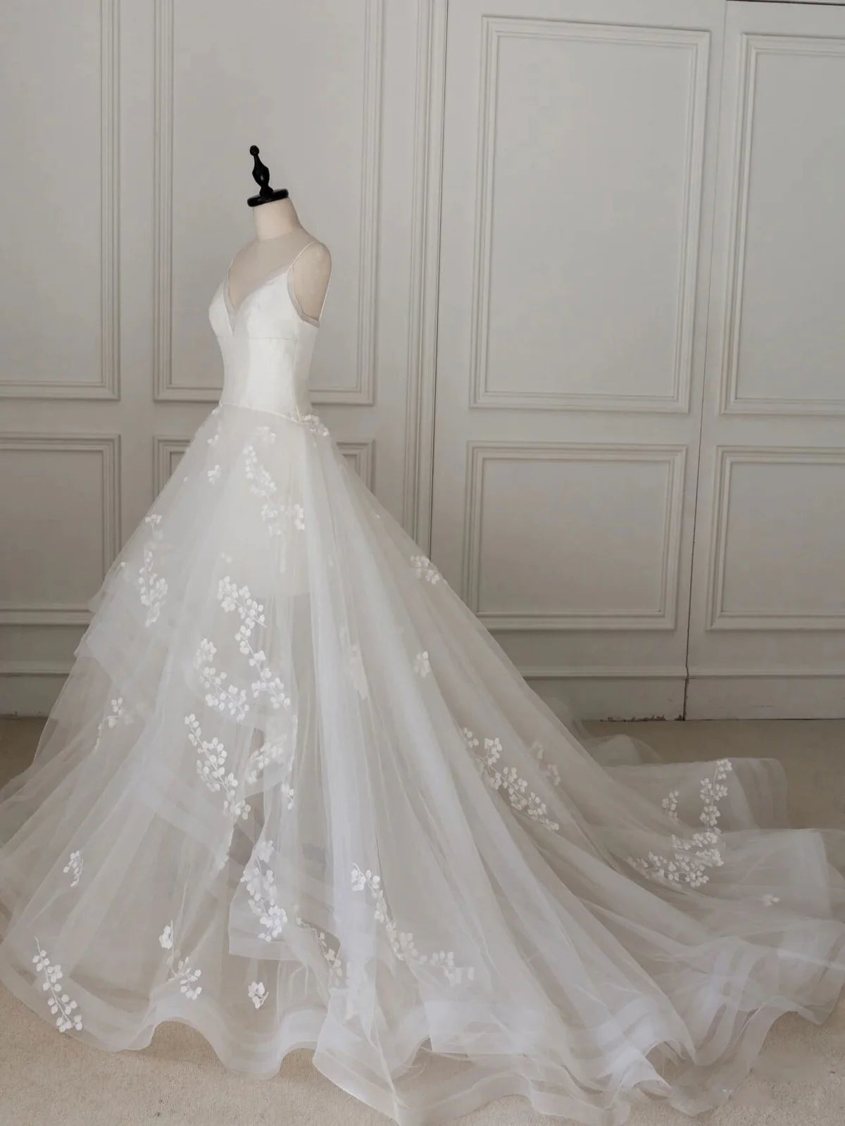 Ivory V Neck Tulle Lace Long Wedding Dress Ivory Tulle Wedding Gown