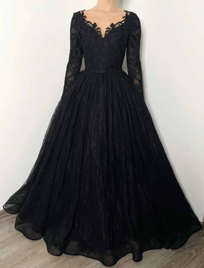 Black romantic wedding dress lace dress with buttons