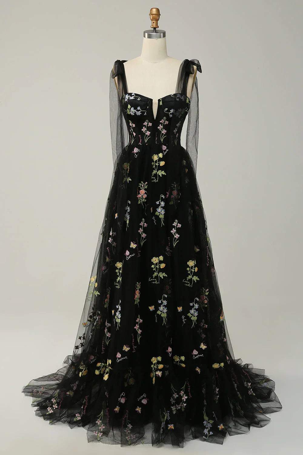 DingJiDress Green Tulle A Line Corset Plus Size Prom Dress with Embroidered