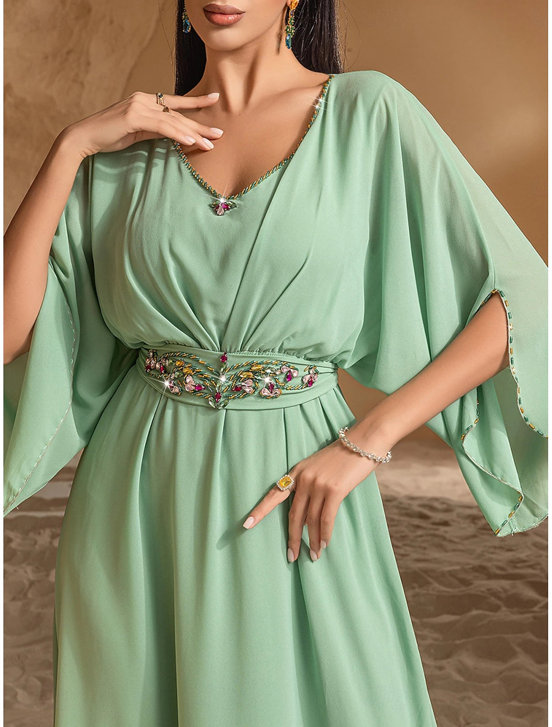 Green Mother of the Bride Dress Elegant Casual V Neck Floor Length Chiffon 3/4 Length Sleeve with Crystals