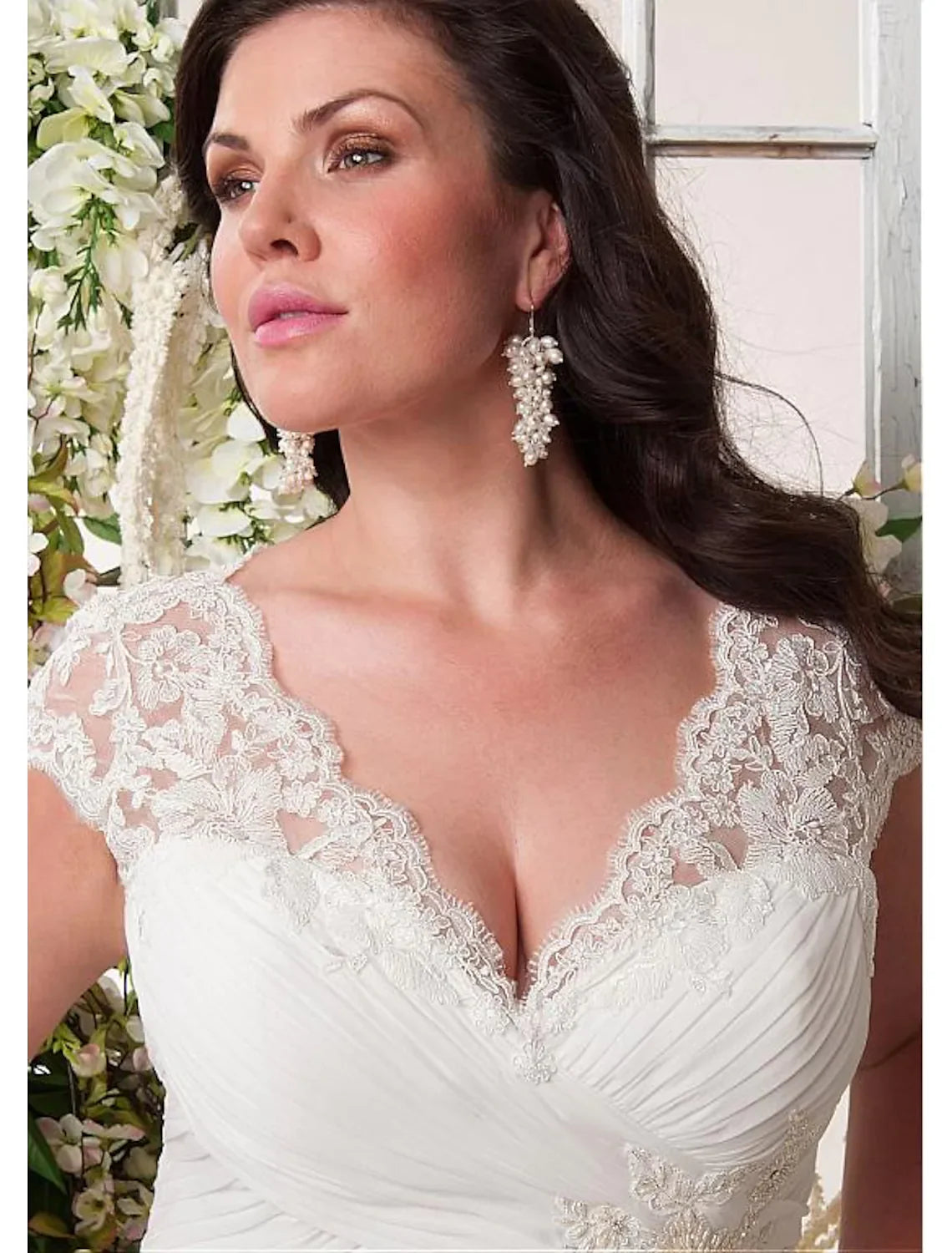 Wedding Dresses Sleeveless V Neck Chiffon With Pleats