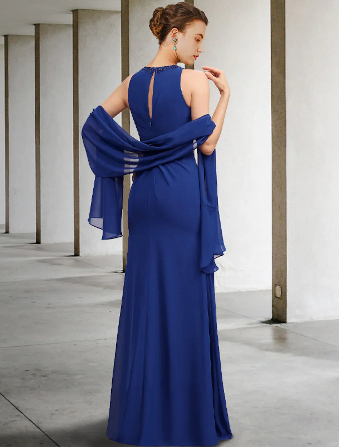 Two Piece A-Line Mother of the Bride Dress Plus Size Elegant  Floor Length Chiffon Sleeveless Shawls Pleats Beading