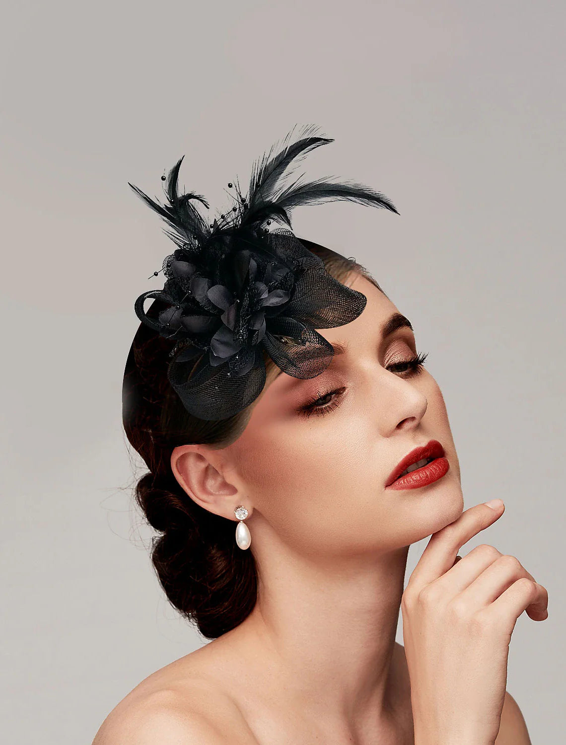 DingJiDress Vintage Style Elegant & Luxurious Tulle / Feathers Fascinators / Hats / Headwear with Floral / Beading 1PC Wedding / Ladies Day / Melbourne Cup Headpiece
