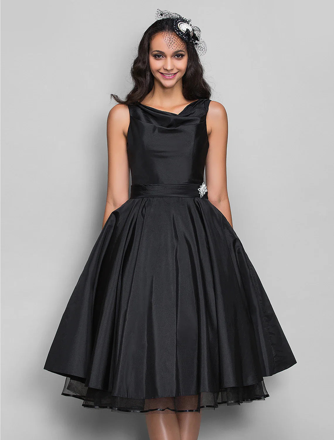 A-Line Cocktail Dresses Vintage Dress Halloween Knee Length Sleeveless V Neck Taffeta with Pleats Crystals