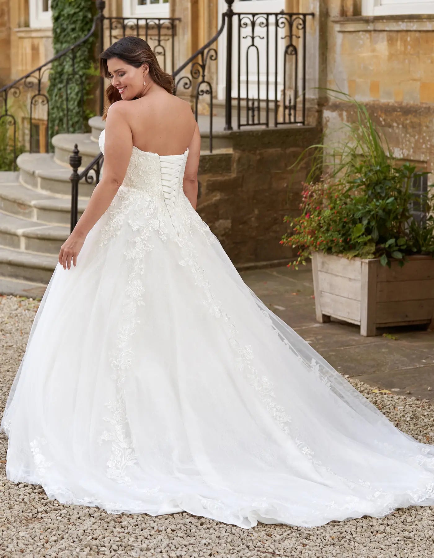 DingJiDress a multi-dimensional lace a-line gown