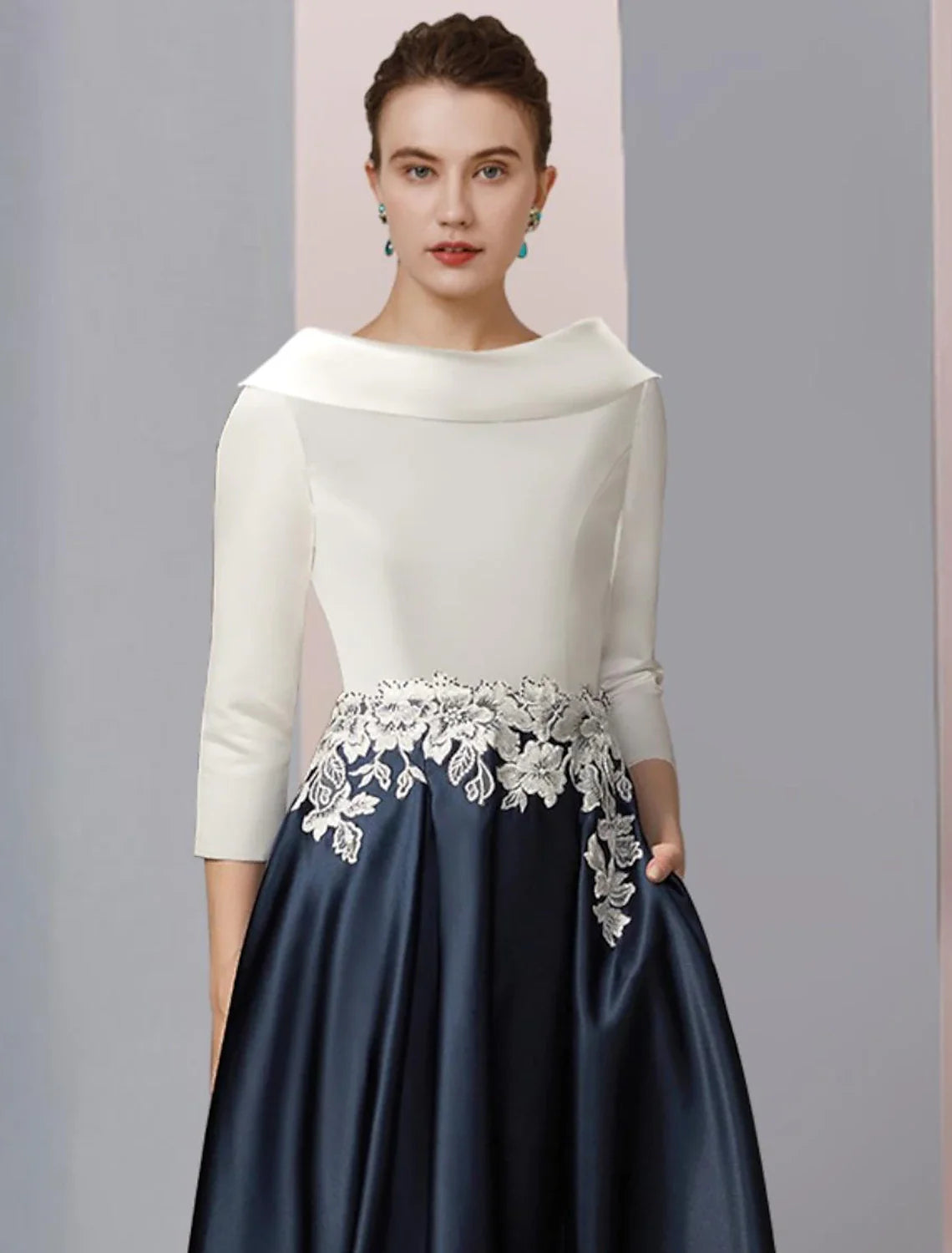 A-Line Mother of the Bride Dress Formal Wedding Guest Elegant Vintage Bateau Neck Tea Length Satin Lace Half Sleeve with Pleats Appliques Color Block