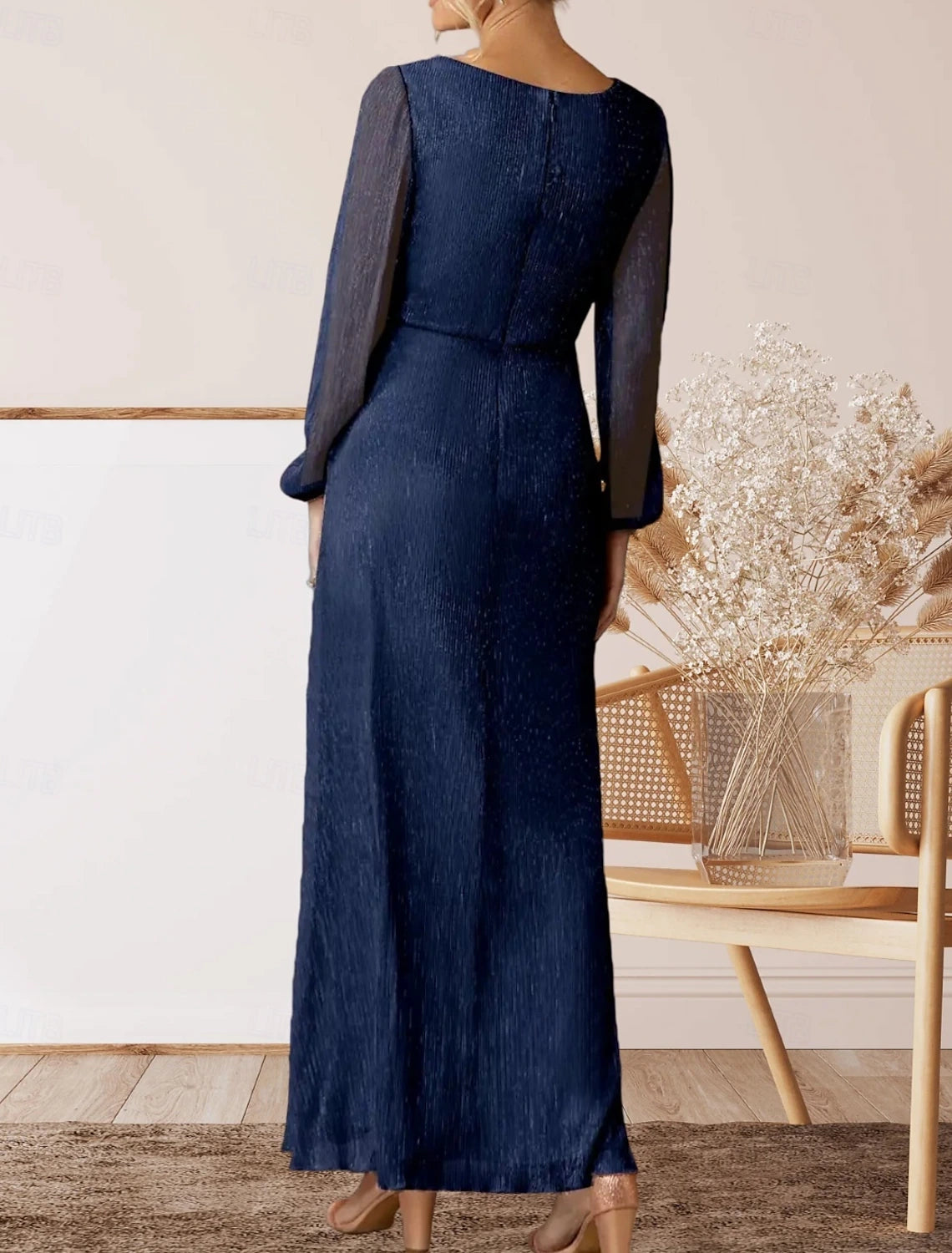 A-Line Mother of the Bride Dress Wedding Guest Elegant V Neck Floor Length Chiffon Long Sleeve with Pleats Ruching