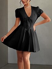 Dresses Elegant Dress Formal Wedding Short / Mini Short Sleeve V Neck Satin with Pleats