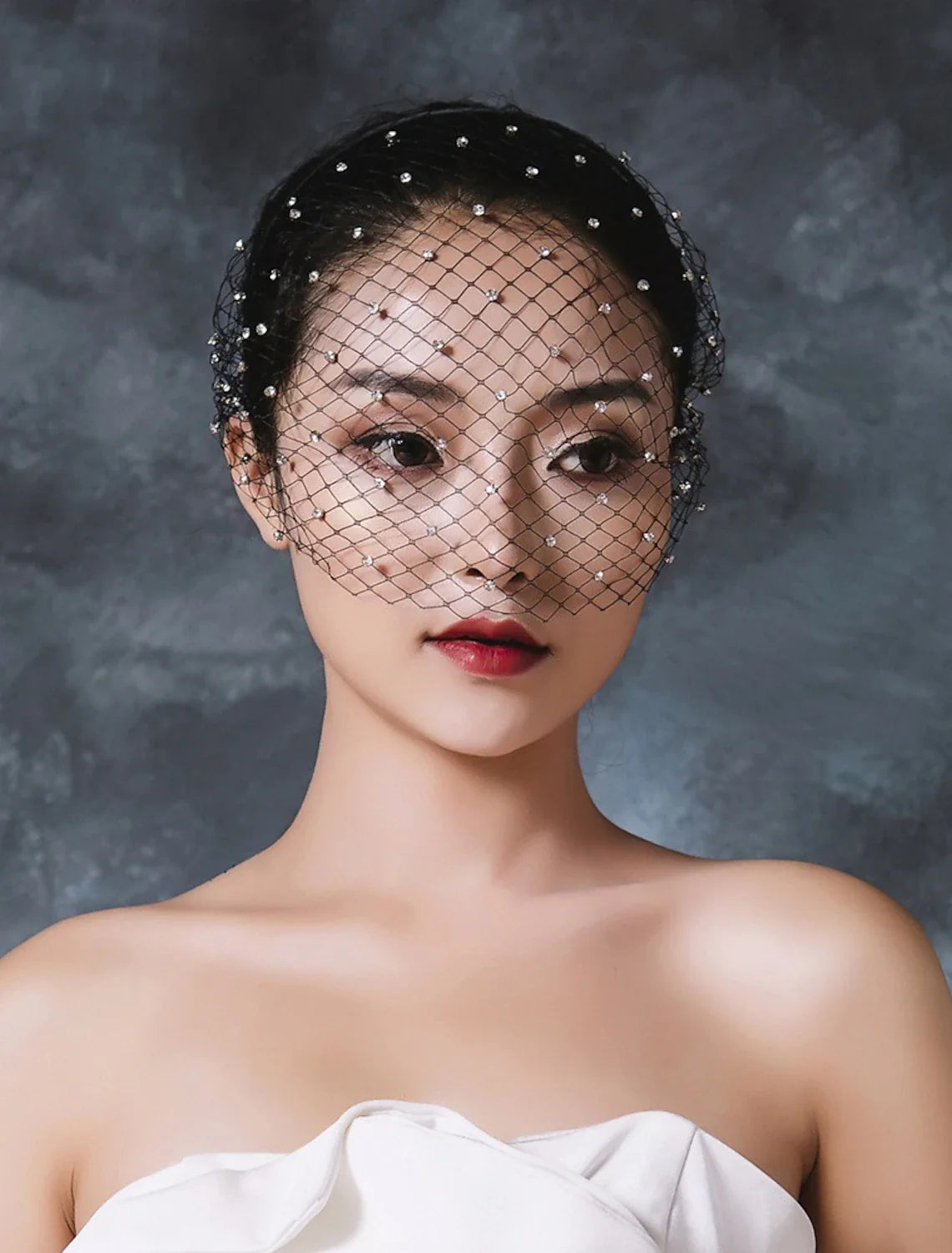 DingJiDress One-tier Stylish / European Style Wedding Veil Blusher Veils / Birdcage Veils with Crystals / Rhinestones Tulle