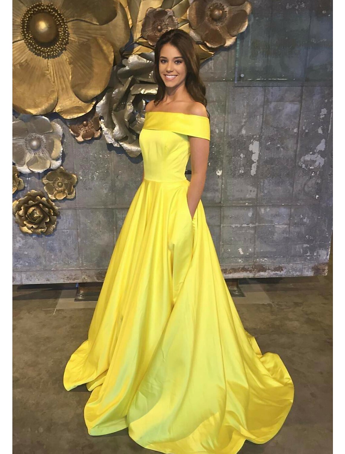 A-Line Prom Dresses Minimalist Dress Formal Sweep / Brush Train Sleeveless Off Shoulder Pocket Stretch Satin Backless with Pleats Ruched Pocket