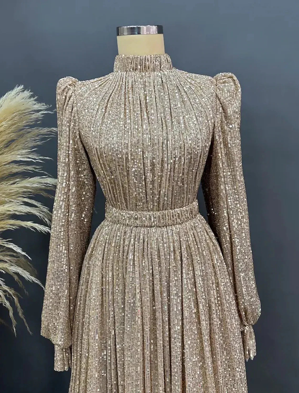 A-Line Evening Gown Elegant Dress Christmas Black Tie Floor Length Long Sleeve Jewel Neck Fall Wedding Guest Sequined with Ruched